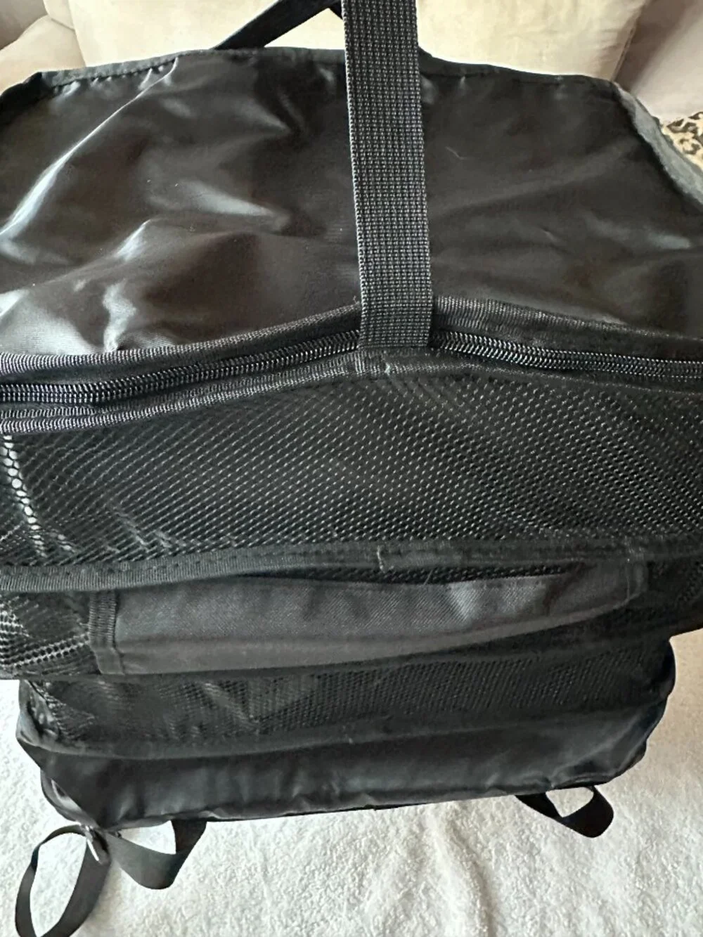 NWT Voyaj Hanging Suitcase Organizer Portable Travel Closet Carry On Insert